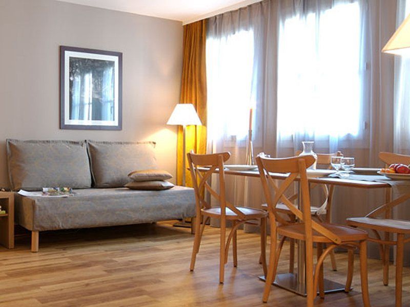 อดาจิโอ ปารีส มงมาร์ต อพาร์ตโฮเต็ล Aparthotel ภายนอก รูปภาพ