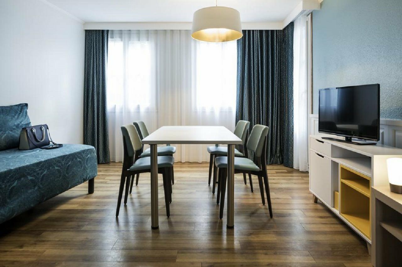 อดาจิโอ ปารีส มงมาร์ต อพาร์ตโฮเต็ล Aparthotel ภายนอก รูปภาพ